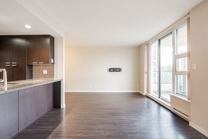 Property Photo:  2232 Douglas Road 1705  BC V5C 0G9 