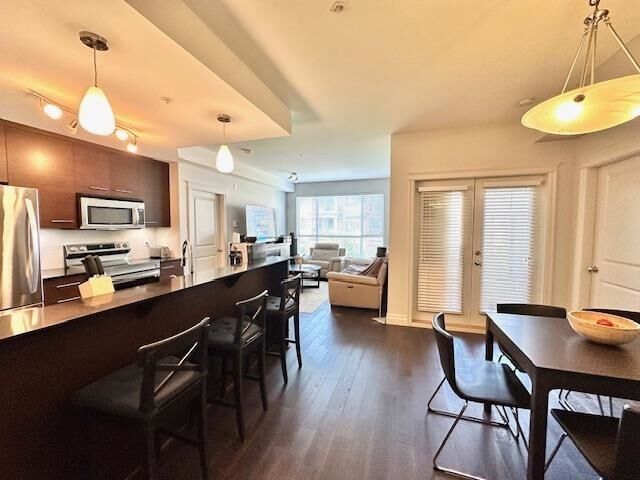 Property Photo:  2343 Atkins Avenue 301  BC V3C 1Y7 