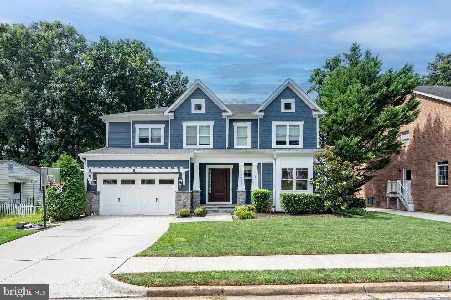 Property Photo: 1217 Ross Drive SW VA 22180
