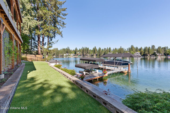 Property Photo:  7265 W Otter Bay Rd  ID 83814 