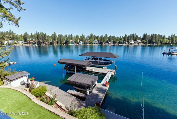 Property Photo: 7265 W Otter Bay Rd ID 83814
