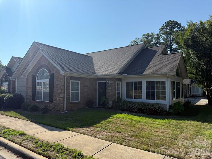 Property Photo: 232 Lone Oak Circle SC 29732
