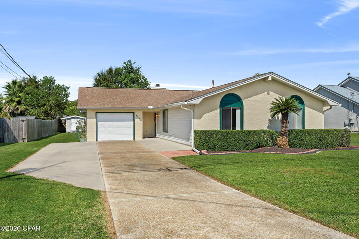 Property Photo:  1712 Maine Avenue  FL 32444 