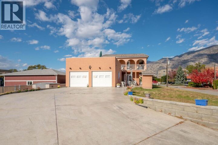 Property Photo:  43 Harbour Key Drive  BC V0H 1V3 