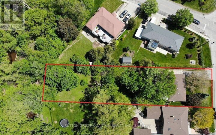 Property Photo:  499 Valley Drive North  ON L6L 4L9 