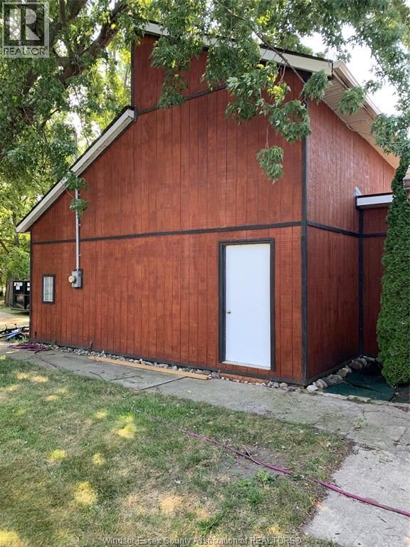 Property Photo:  13648 Riverside Drive East  ON N8N 2M8 