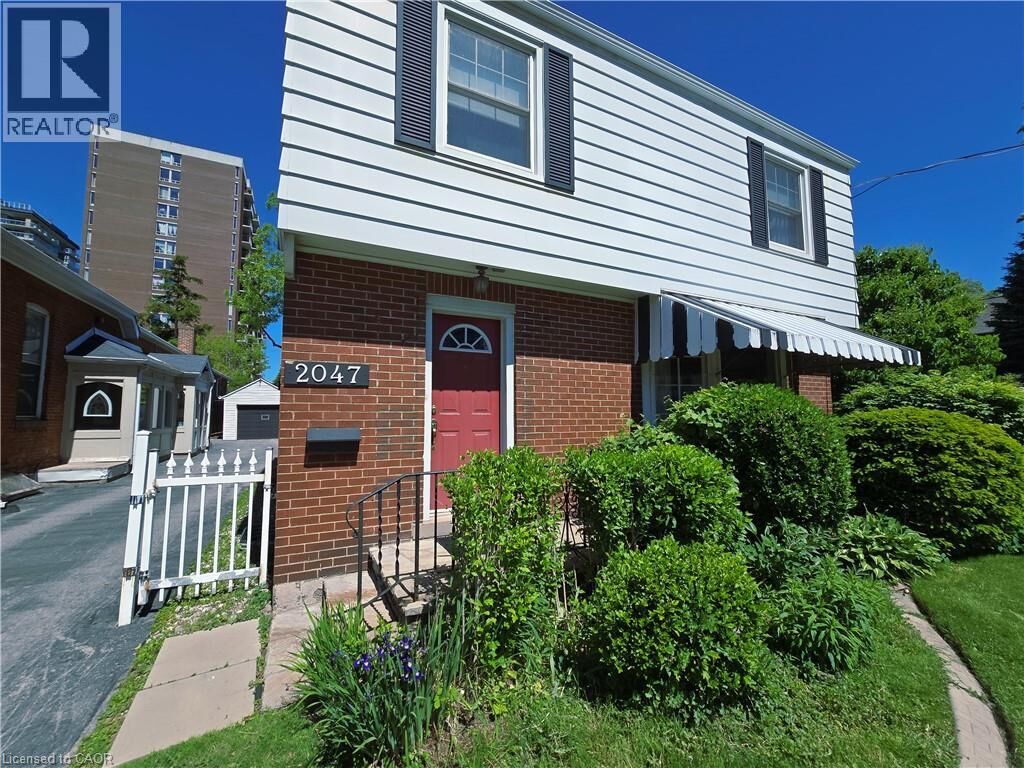 Property Photo:  2047 James Street  ON L7R 1H4 