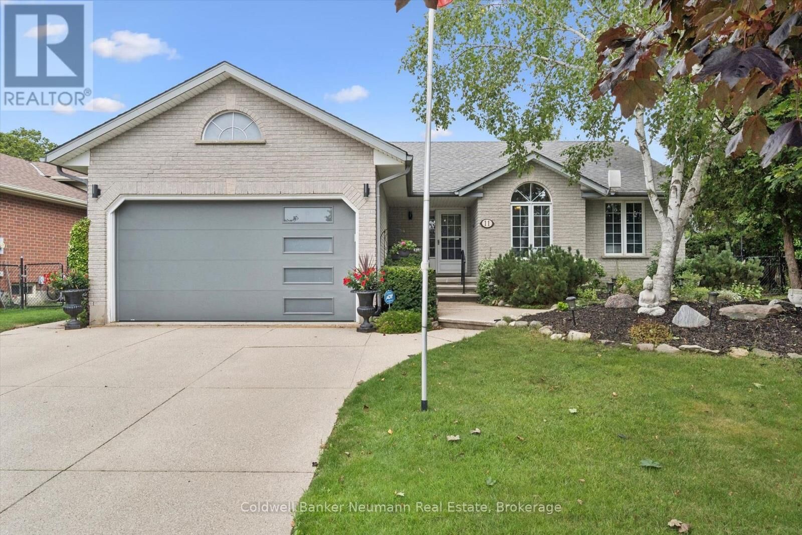 Property Photo:  11 Keating Drive  ON N0B 1S0 