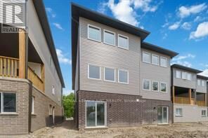 Property Photo: 71 Superior Street ON L3B 3A6