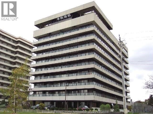 Property Photo:  5125 Riverside Drive East 204  ON N8S 4L8 