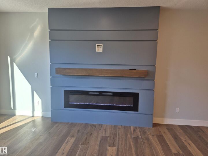 Property Photo: 9515 75 Avenue NW AB T6E 1H5