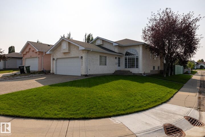Property Photo:  7232 189 Street NW  AB T5T 5W5 