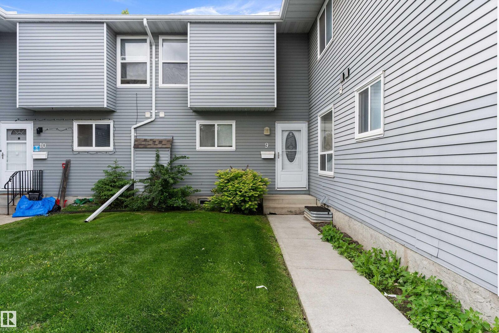 Property Photo:  4403 Riverbend Road NW 9  AB T6H 5S9 