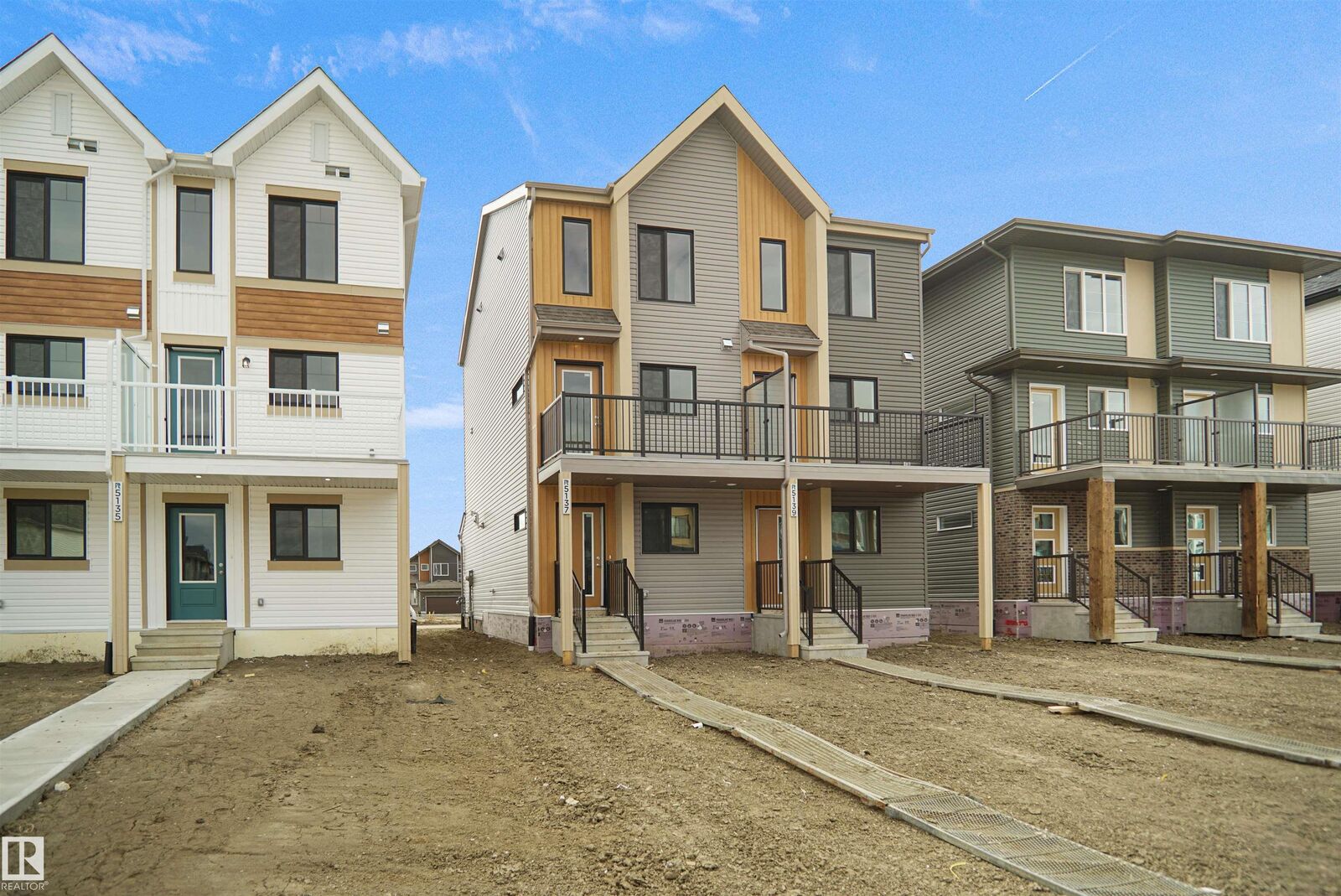 Property Photo: 5137 River's Edge Way NW AB T6M 3B6