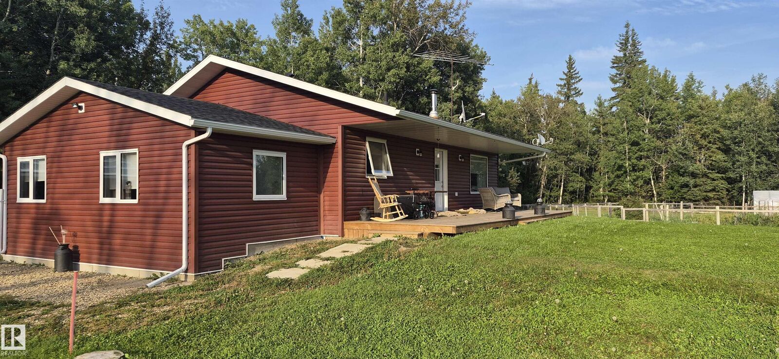 Property Photo:  57130 Rge Rd 23  AB T0E 1A0 