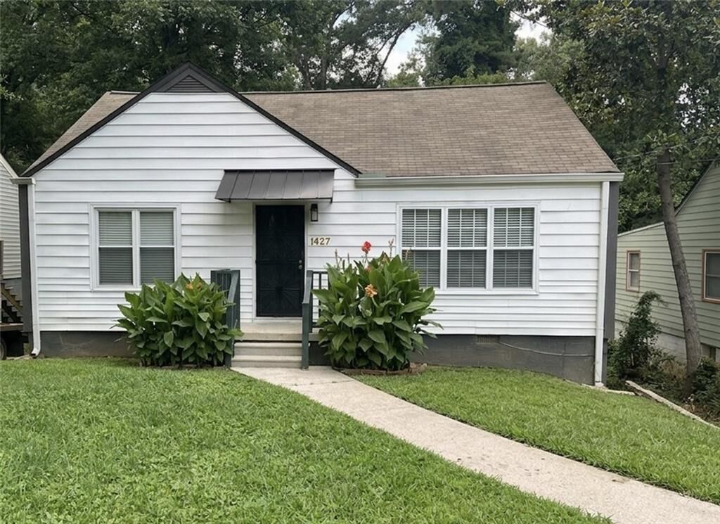 Property Photo:  1427 Westmont Road SW  GA 30311 