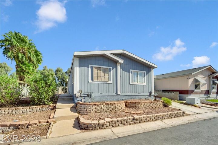 Property Photo: 5914 Sassy Rose Drive NV 89122