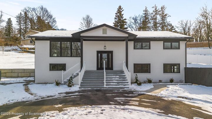 Property Photo:  80 Elmhurst Boulevard  PA 18505 