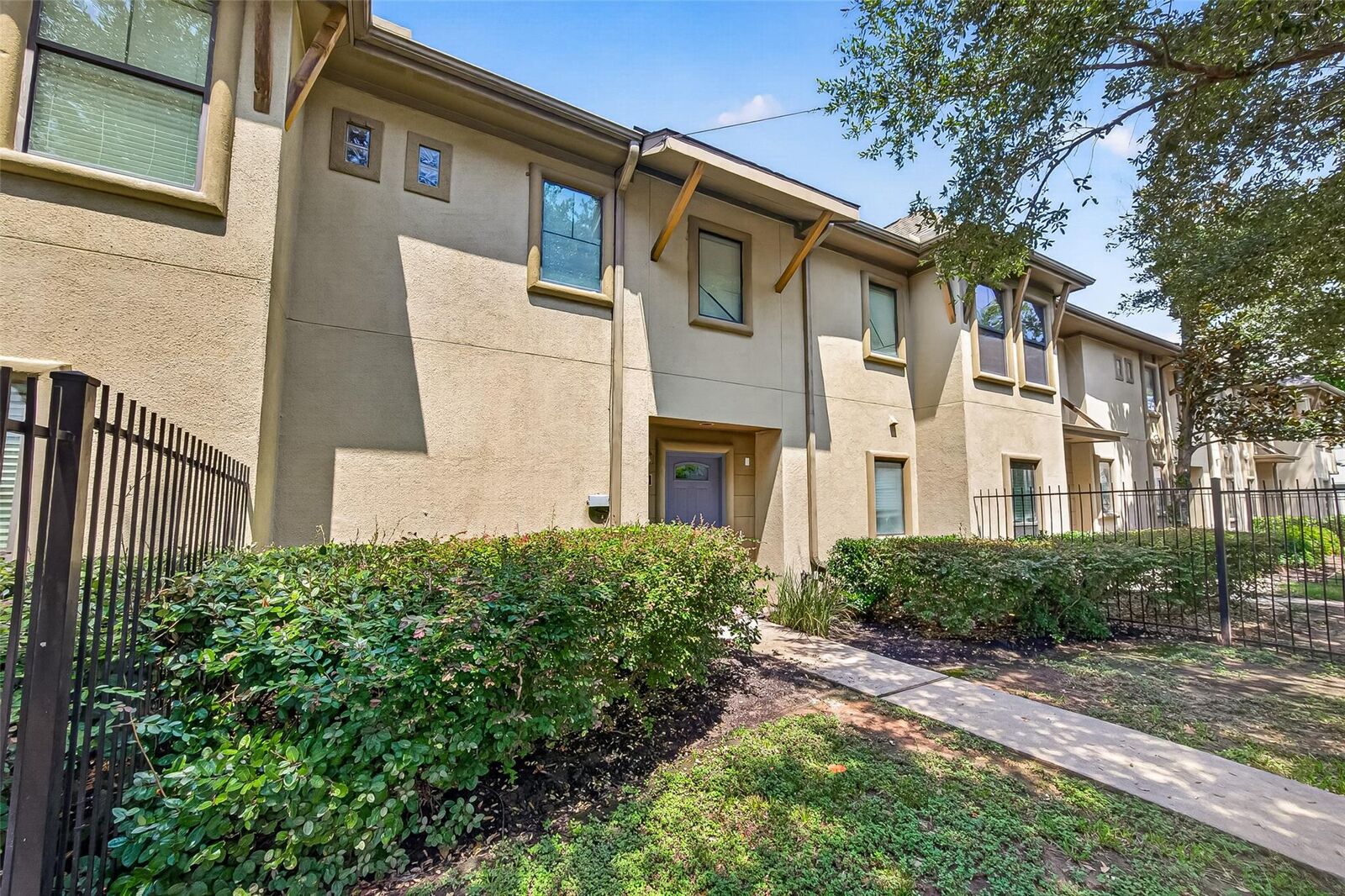 Property Photo:  3410 St Emanuel Street  TX 77004 
