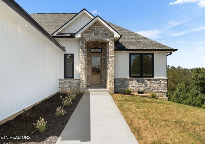 Property Photo: 368 Marble Bluff Drive TN 37763