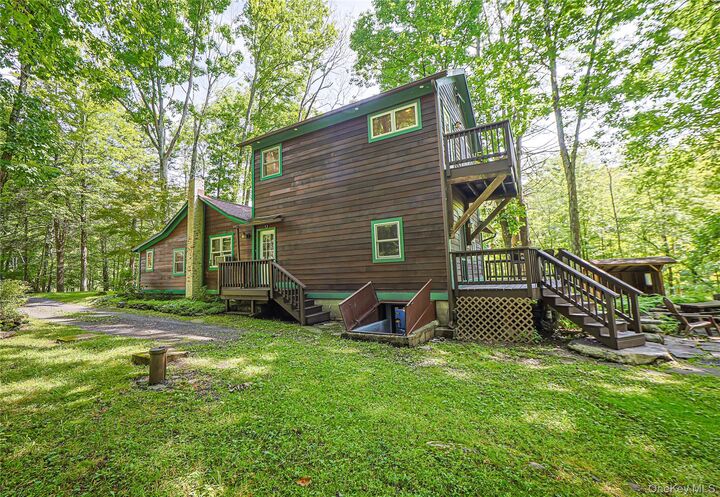 Property Photo:  345 Dug Road  NY 12404 