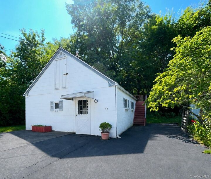 Property Photo: 61 N Magnolia Street NY 10965