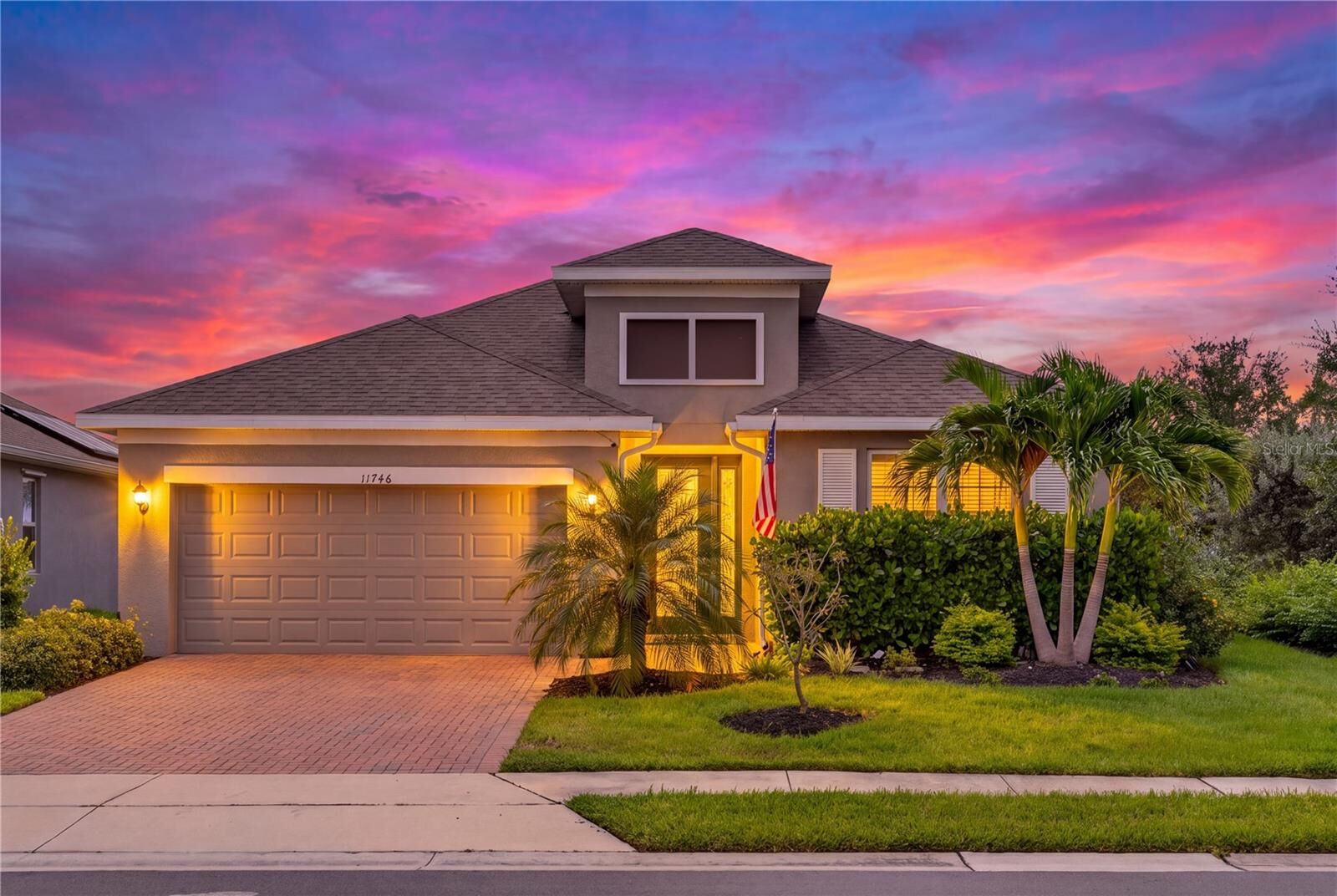 Property Photo: 11746 Little River Way FL 34219