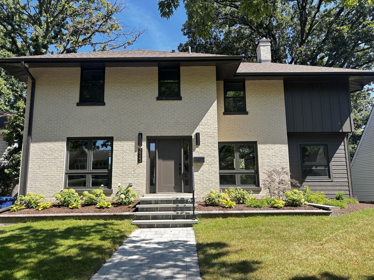 Property Photo:  3923 Clausen Avenue  IL 60558 