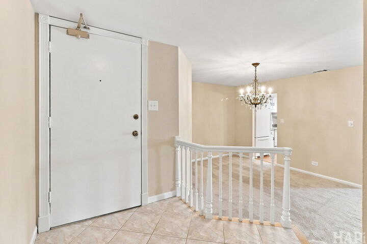 Property Photo:  1082 Creekside Court 2B  IL 60090 
