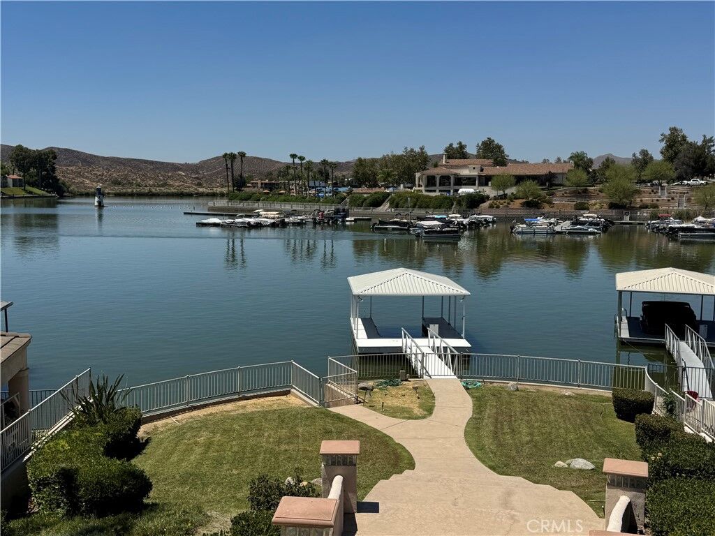 Property Photo:  22330 Village Way  CA 92587 