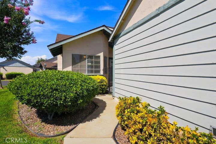 Property Photo:  2412 Turnbridge Glen  CA 92027 