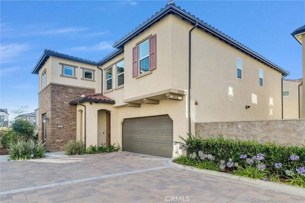 Property Photo:  1164 Portola Oaks Dr  CA 92610 