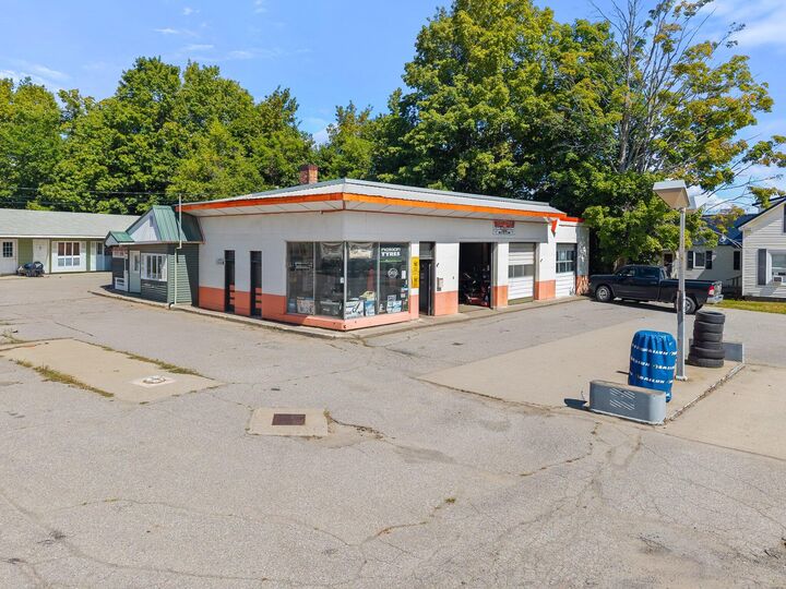 Property Photo: 146 Main Street ME 04953