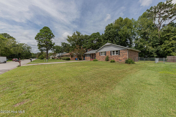 Property Photo:  102 Lionel Avenue  NC 28540 