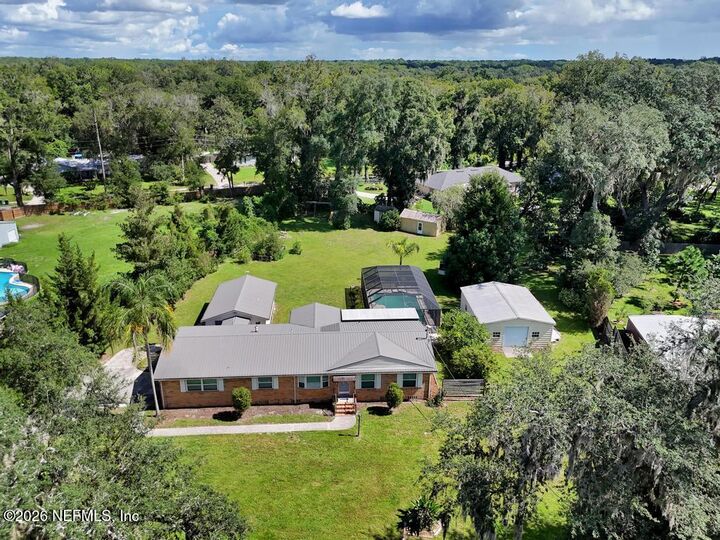 Property Photo: 4075 Hillwood Road FL 32223