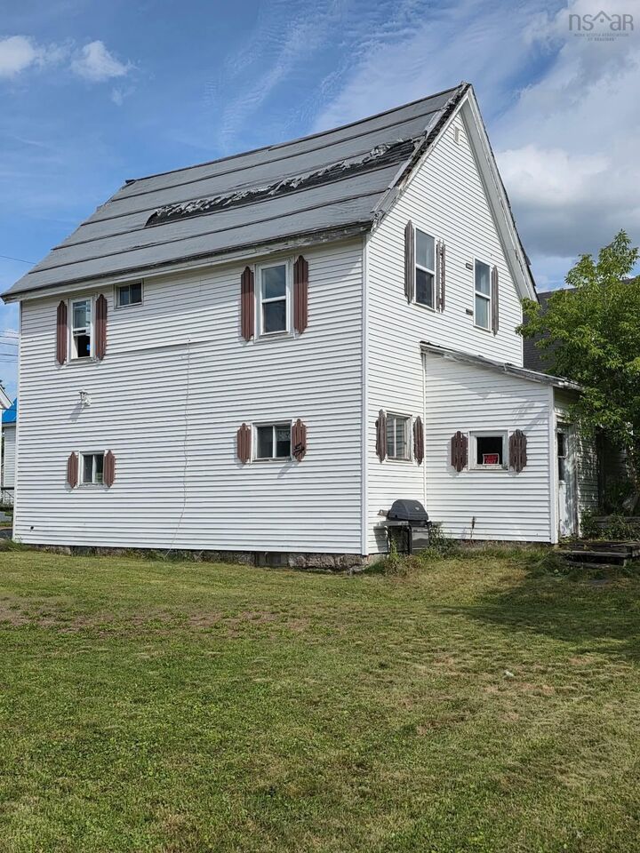 Property Photo:  48 Ellis Street  NS B0M 1P0 