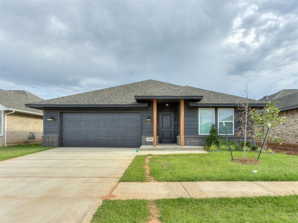 Property Photo:  10645 SW 18th Street  OK 73099 