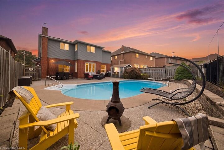 Property Photo: 92 National Drive ON L8G 5B3