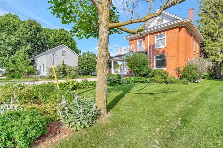 Property Photo:  199 Ellen Street  ON N0G 1B0 