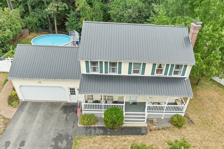 Property Photo:  14 Burnside Ln  MA 01860 