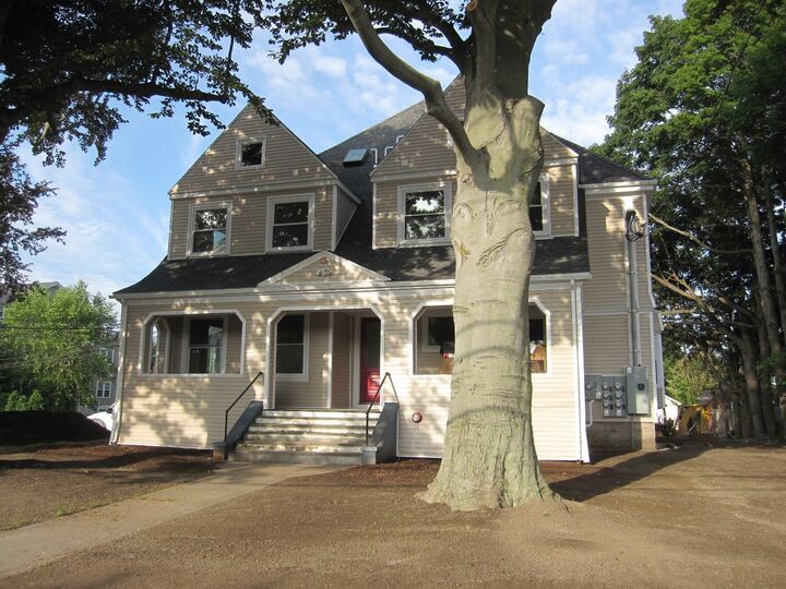 Property Photo:  198 Union Avenue 1  MA 01702 