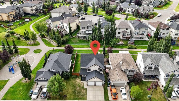 Property Photo:  89 Canals Circle SW  AB T4B 2Z7 