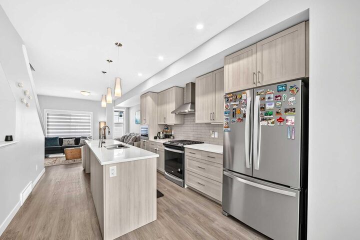 Property Photo:  1213 Sage Hill Grove NW  AB T3R 2A1 