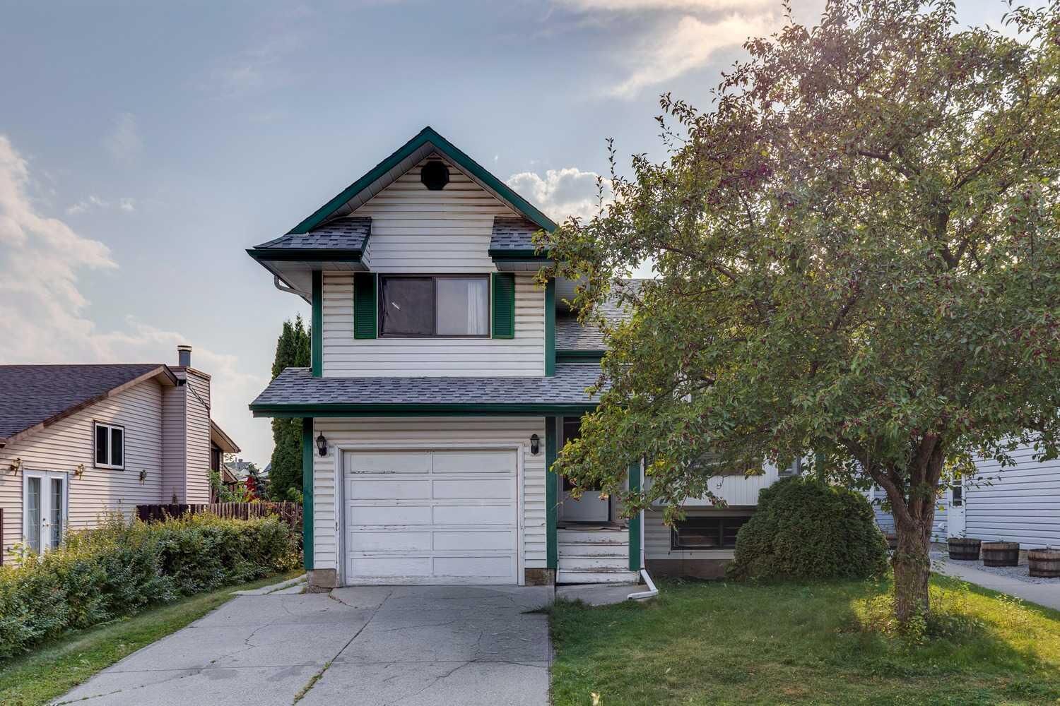 Property Photo:  111 Riverbrook Road SE  AB T2C 3P7 