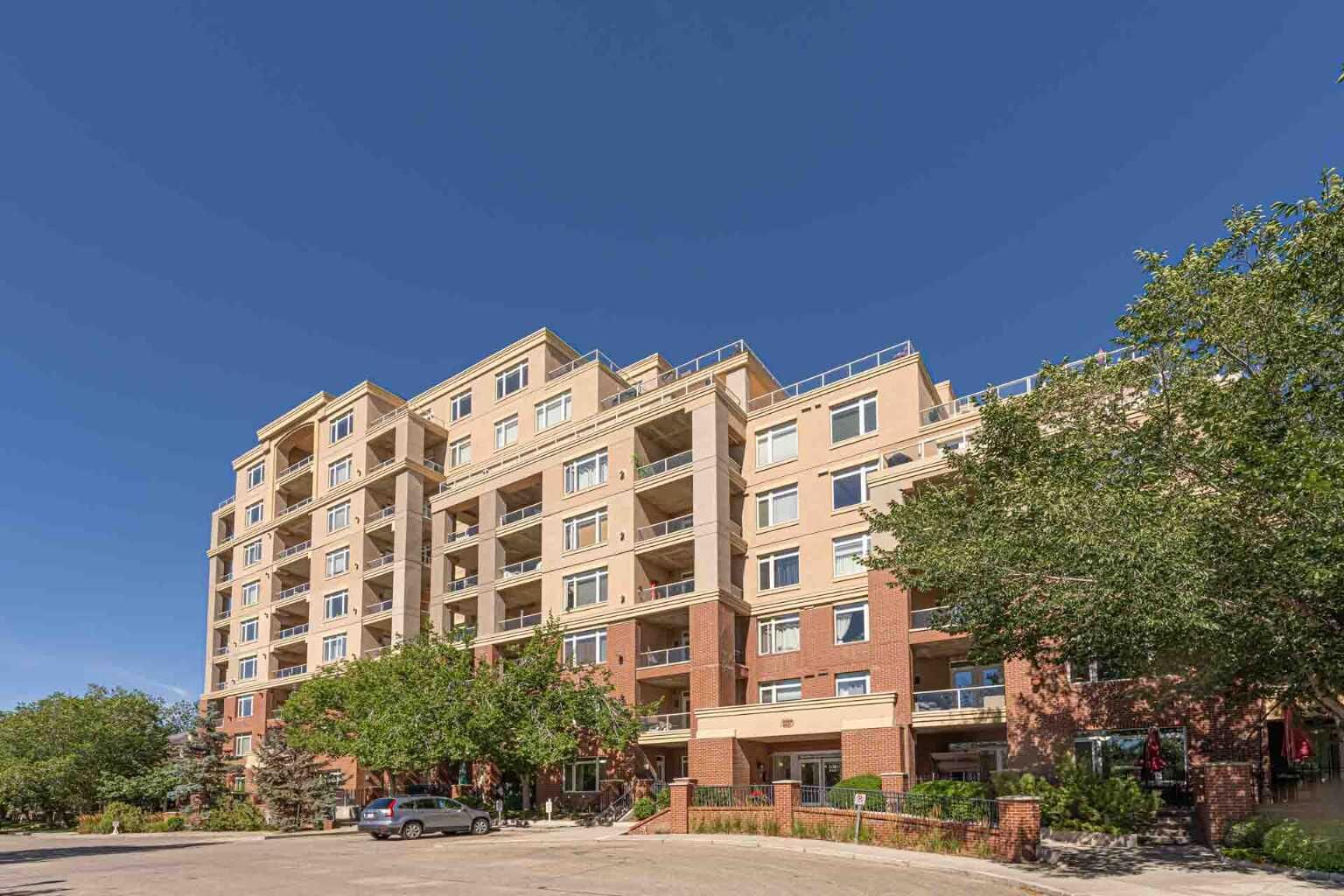 Property Photo: 24 Hemlock Crescent SW 3302 AB T3C 2Z1