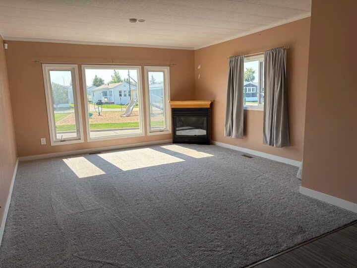 Property Photo:  8060 100 Street 110  AB T8V 2N9 