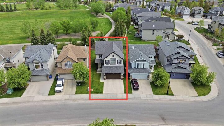 Property Photo:  18 Drake Landing Crescent  AB T1S 0C1 