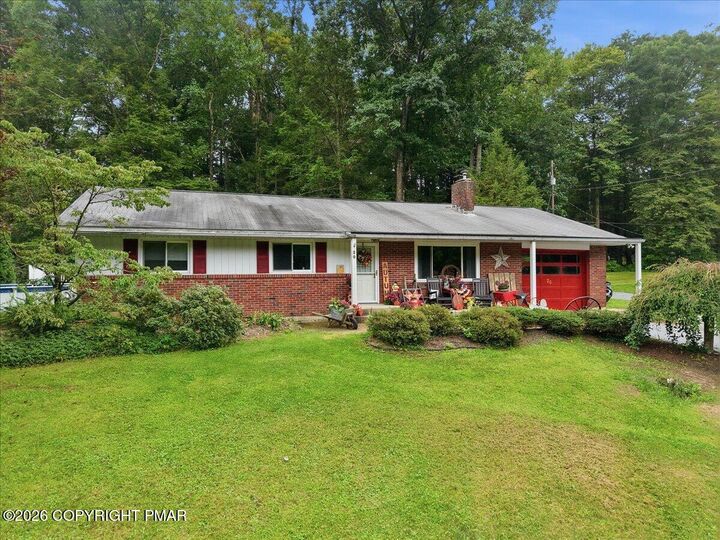 Property Photo:  20 Serfass Lane  PA 18071 