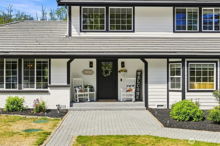 Property Photo:  23224  37th Avenue NE  WA 98223 