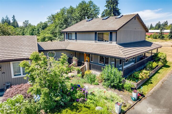 Property Photo: 1305 NW Mountain View Road WA 98383